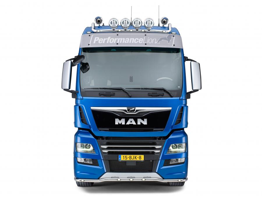 MAN TGX 18.640 Performance Lion 2016 года  (фото 16 из 17)